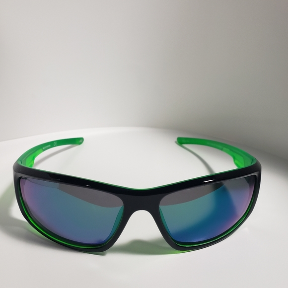 NWT SE5107 Blk/Green authentic Skechers sunglasses with case 😎 - Picture 2 of 8